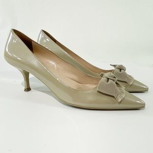 Prada women’s kitten heels beige with bows sz 9.5